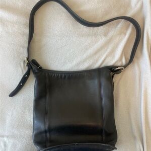 Vintage Coach Slim Duffle 9060